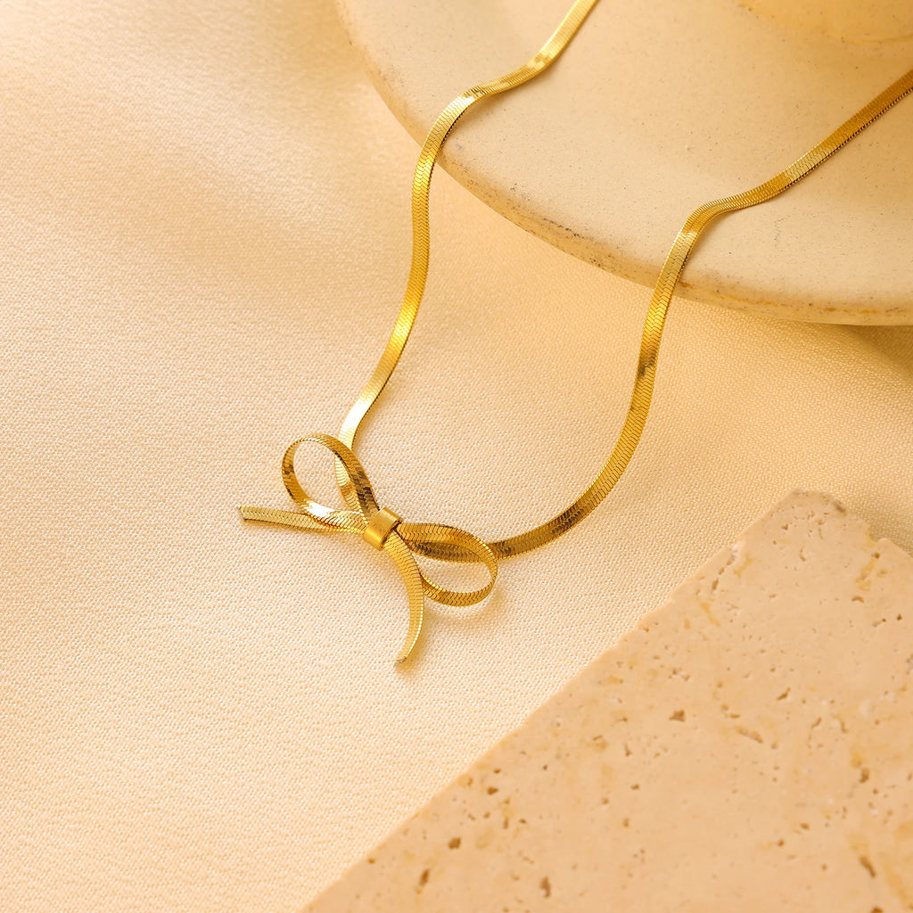 Gold-tone bow necklace