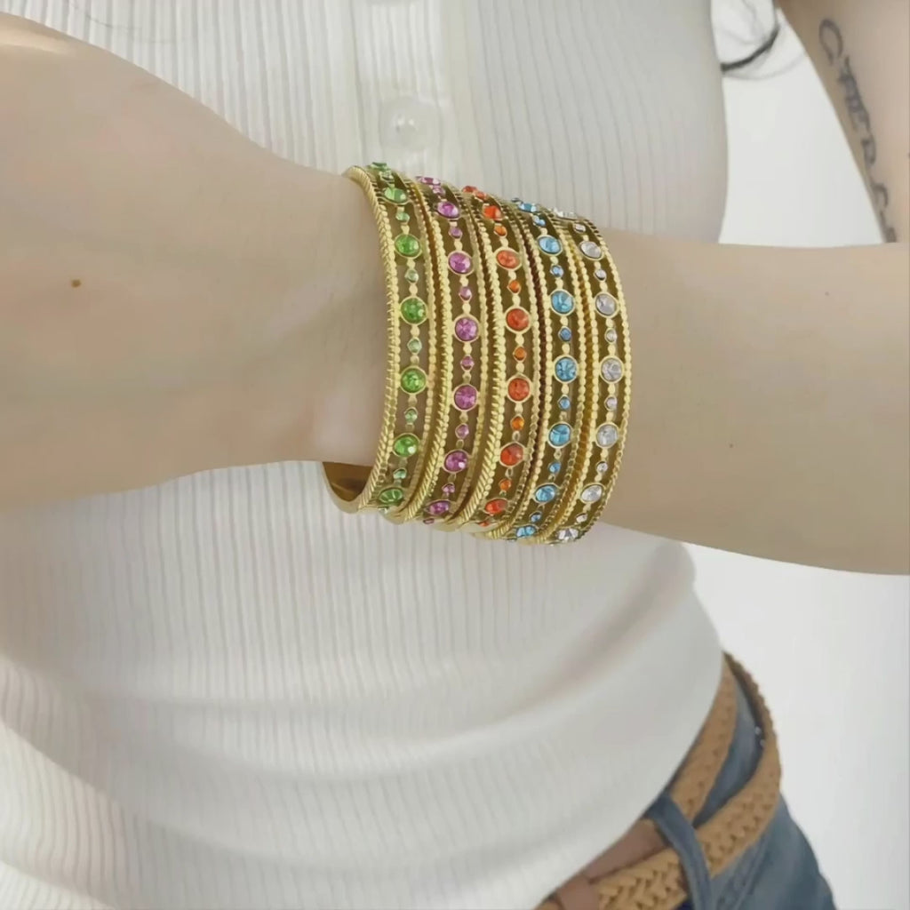 Gold-plated stainless steel bracelet with zircon detail
