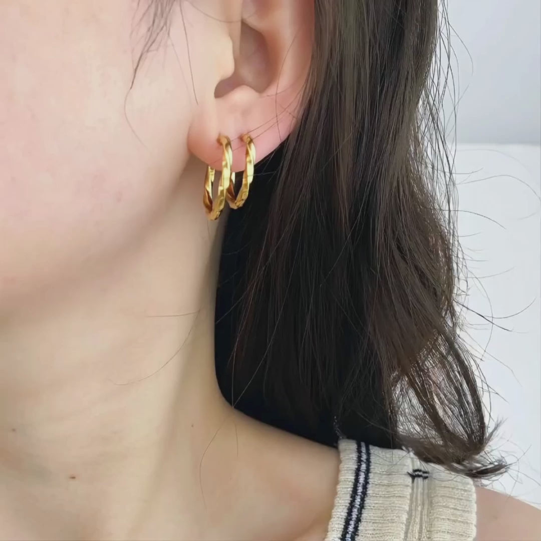 Gold-plated stainless steel hoop earrings